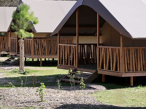 LODGE 4 personnes - Lodge 2 ch. 4 pers.