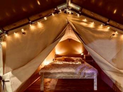 TENTE TOILE ET BOIS 2 personnes - Lodge Mini sur pilotis