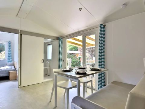 MOBILHOME 6 personnes - Mobil-Home PMR 3 Pièces 4/6 Personnes + TV