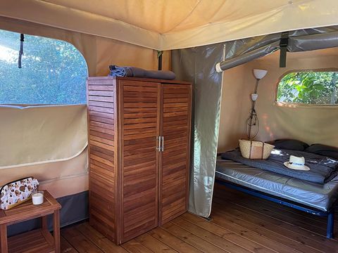 Tente en toile et en bois 4 personnes - Tente Marquise 2 chambres