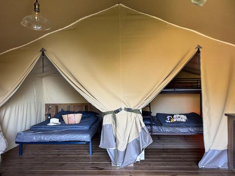 TENTE TOILE ET BOIS 5 personnes - Tente Lodge Kenya sur pilotis 2 chambres