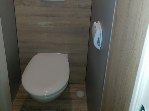 Mobilhome 4 personnes - Confort Plus Climatisation Réversible Terrasse - TV - 2 chambres - 32.80m² / Jasmin et Mimosa