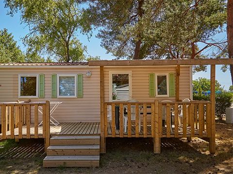MOBILHOME 8 personnes - Ultime | 3 Chambres | 6 à 8 Couchages | Terrasse semi couverte | 1 Salle de bain | Climatisation | TV