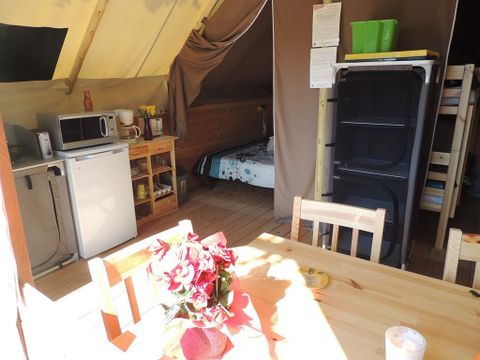 Tente en toile et en bois 4 personnes - Safari, 2 chambres (sans sanitaires)
