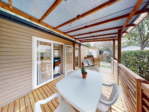 MOBILHOME 4 personnes - 2 chambres confort (-8 ans) + Clim + TV