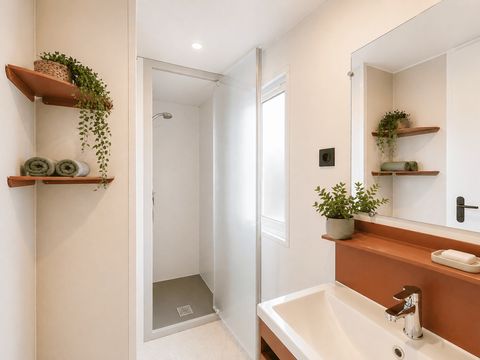 MOBILHOME 4 personnes - "GRAND STANDING" - 2 CHAMBRES