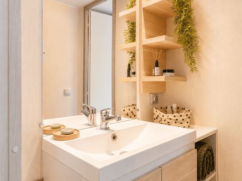 MOBILHOME 6 personnes - "CONFORT" - 2 CHAMBRES