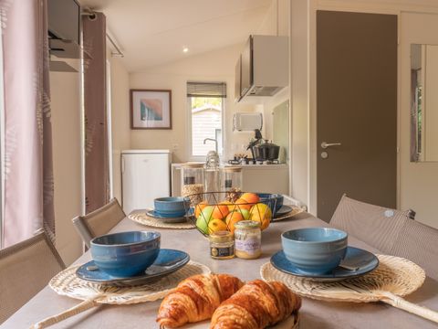 MOBILHOME 6 personnes - "SPACIEUX"- 2 CHAMBRES