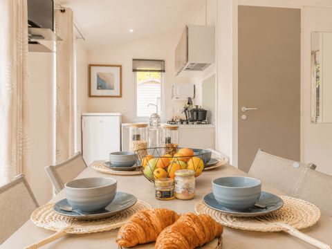 MOBILHOME 6 personnes - "SPACIEUX" - 2 CHAMBRES