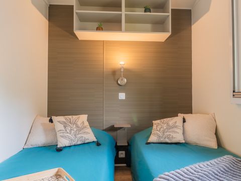 MOBILHOME 6 personnes - "SPACIEUX"- 2 CHAMBRES