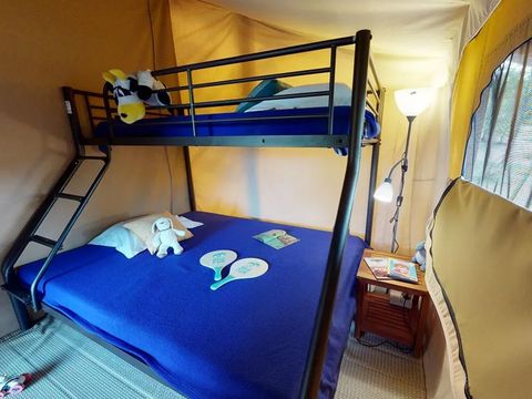 Tente en toile et en bois 4 personnes - Eco Lodge Verdon - 34m² - 2 chambres (sans sanitaires)