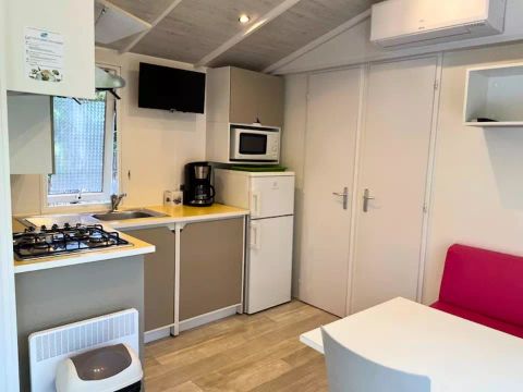 MOBILHOME 4 personnes - Mobil Home Cosy 3 Pièces 4 Personnes Climatisé + TV