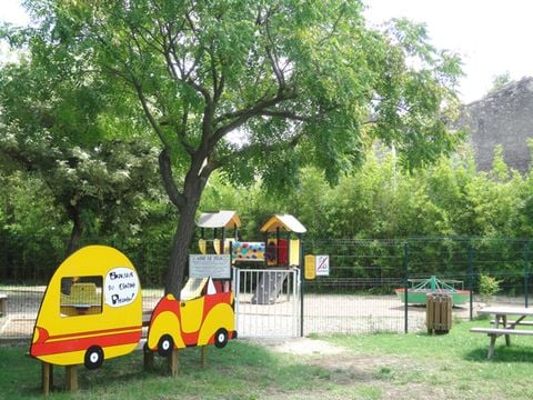 Camping Pegomas Pausado - Camping Bouches-du-Rhône - Image N°9