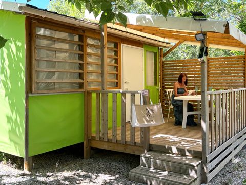 MOBILHOME 2 personnes - TITHOME ECO.