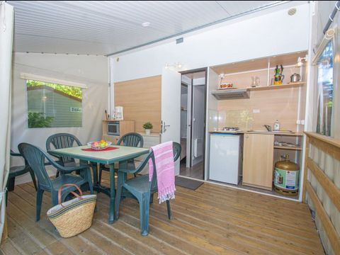 TENTE TOILE ET BOIS 5 personnes - Tithome 4/5 personnes