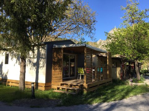 CHALET 4 personnes - PREMIUM (2 chambres) :