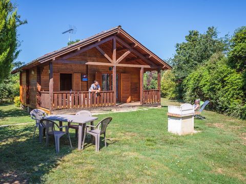 CHALET 5 personnes - 2 chambres climatisé CONFORT PLUS - 35 m2 + terrasse couverte de 14 m2