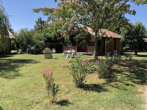 CHALET 5 personnes - 2 chambres climatisé CONFORT - 35m2+terrasse couverte 14m2