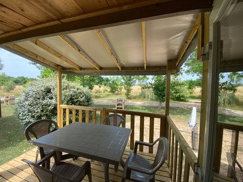 BUNGALOW 4 personnes - 2 chambres climatisé - 33m2 + terrasse couverte