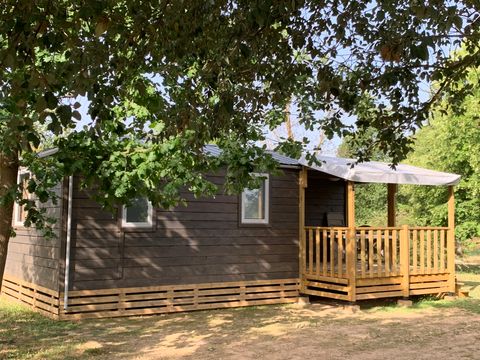 BUNGALOW 4 personnes - 2 chambres climatisé - 31m2 + terrasse couverte