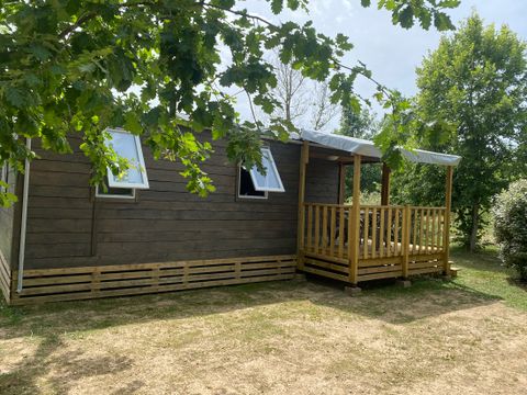 BUNGALOW 4 personnes - 2 chambres climatisé - 31m2 + terrasse couverte