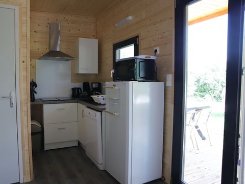 CHALET 5 personnes - COTTAGE PREMIUM 2ch - clim - LV - TV - BBQ-Ménage*,draps,draps de bain - 35m2+terrasse couverte 12m2