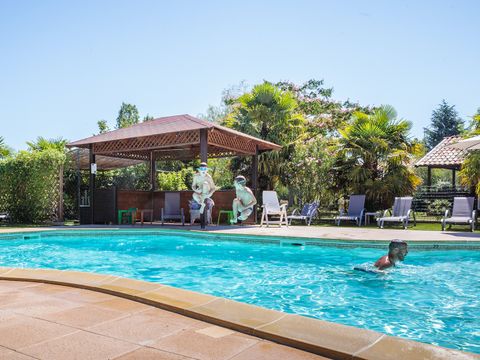 Les Chalets De Fiolles - Camping Tarn