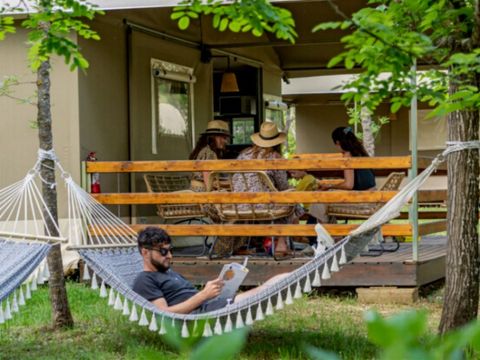 Tente en toile et en bois 5 personnes - Lodge Family