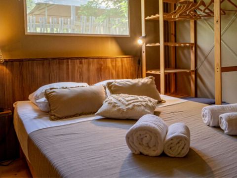 Tente en toile et en bois 5 personnes - Lodge Family