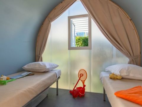 HÉBERGEMENT INSOLITE 4 personnes - COCO SWEET Hébergement atypique 1/4 pers