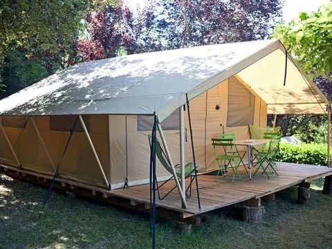 TENTE TOILE ET BOIS 5 personnes - Tente Safari - 4 ad + 1 enf - sans sanitaires