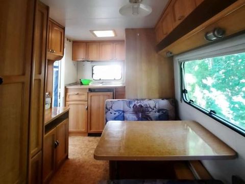 CARAVANE 2 personnes - (Sans sanitaires)