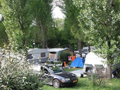 Emplacement - Tente, Caravane ou Camping-car