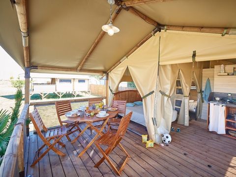 Tente en toile et en bois 5 personnes - Lodge BALI