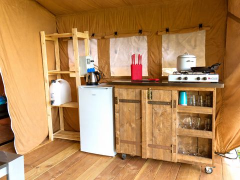 Tente en toile et en bois 6 personnes - Tente Safari avec salle de bain privé