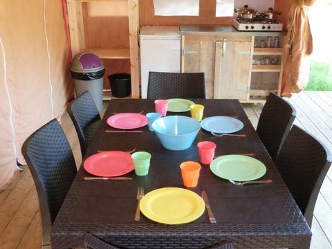 TENTE TOILE ET BOIS 4 personnes - Tente Safari avec salle de bain privé