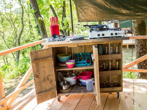 Tente en toile et en bois 6 personnes - Tente Safari avec salle de bain privé