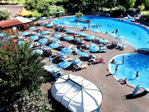 Centro Vacanze San Marino Centro Vacanze San Marino - Camping Pesaro-Urbino - Image N°8