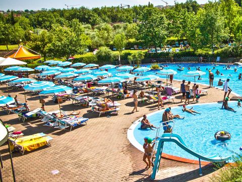 Centro Vacanze San Marino Centro Vacanze San Marino - Camping Pesaro-Urbino - Image N°7