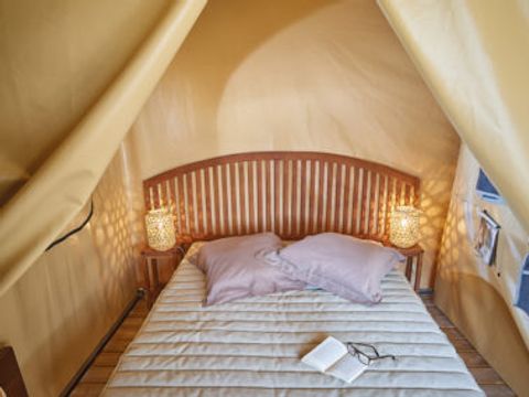 TENTE TOILE ET BOIS 5 personnes - Lodge Bali avec sanitaires