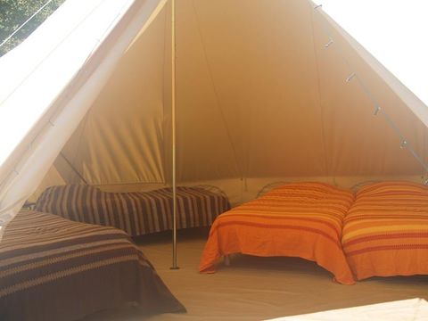 TENTE 4 personnes - Confort sans sanitaires