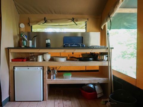 TENTE TOILE ET BOIS 4 personnes - Baroudeur (sans salle de bain privative)