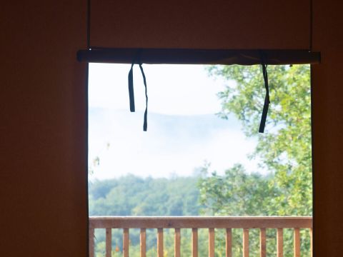 TENTE TOILE ET BOIS 4 personnes - Lodge Chrysalide - 35 m² + terrasse 15 m²