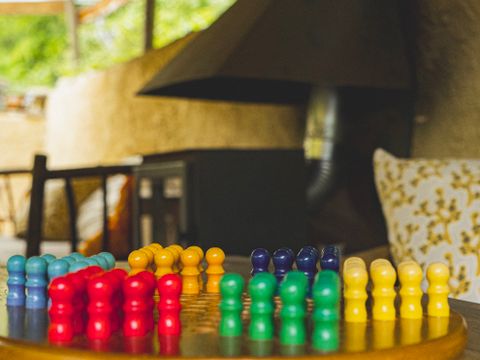 TENTE TOILE ET BOIS 7 personnes - Lodge Samburu - 31 m² + 12.5 m² + terrasse 23 m²