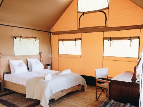 TENTE TOILE ET BOIS 7 personnes - Lodge Samburu - 31 m² + 12.5 m² + terrasse 23 m²