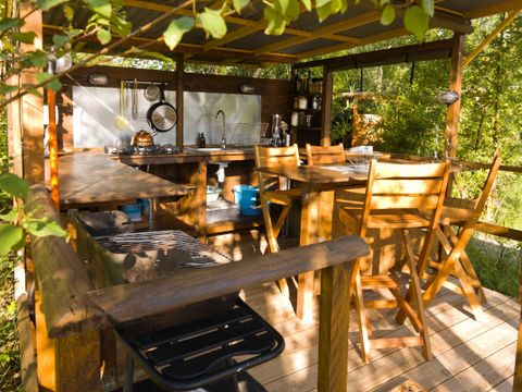 TENTE TOILE ET BOIS 7 personnes - Tente Lodge Mont Kenya - 35 m² + 7.5 m² + terrasse 15 m²