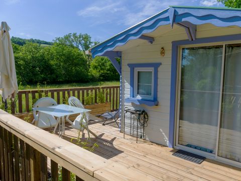 HÉBERGEMENT INSOLITE 2 personnes - Cabane sur pilotis