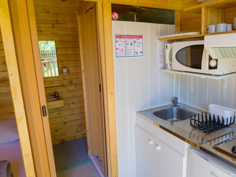HÉBERGEMENT INSOLITE 2 personnes - Cabane sur pilotis