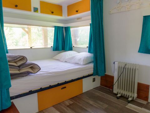 HÉBERGEMENT INSOLITE 4 personnes - Le Balcon des Duyes