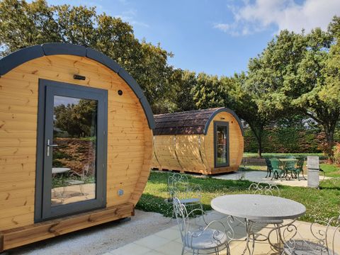 HÉBERGEMENT INSOLITE 4 personnes - Hébergement Insolite - Tonneau 4pl - sans sanitaires